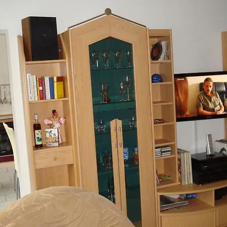 Schoene, Gemuetliche *